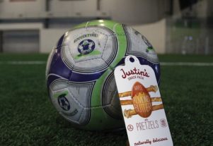 Justins packs snacks for soccer kids